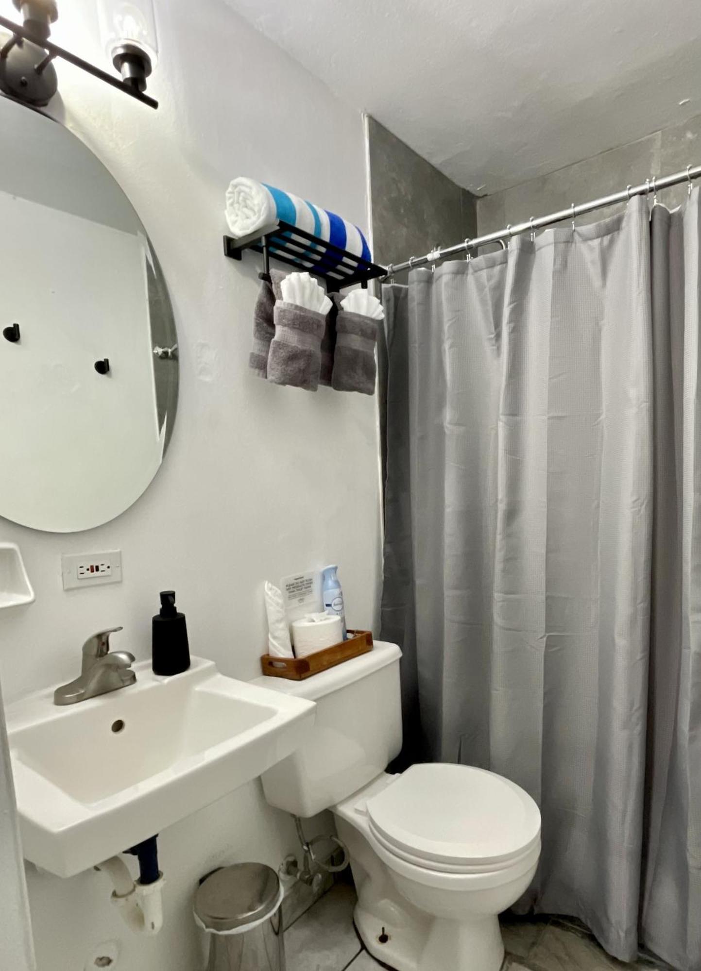 Oceanfront Condo In Luquillo Exteriör bild