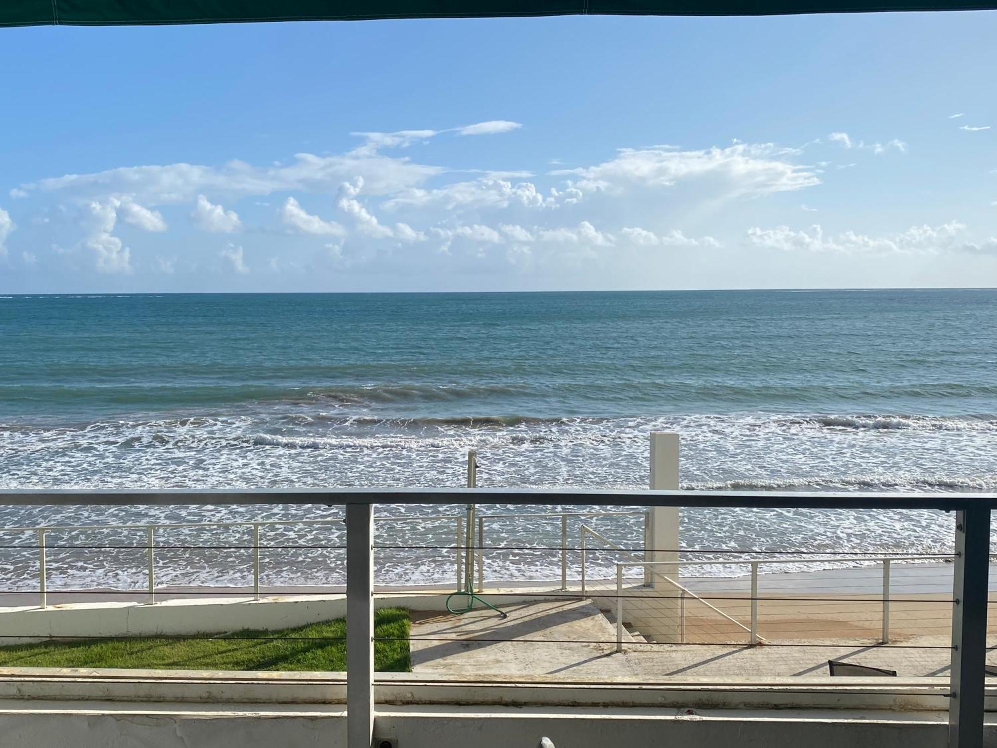 Oceanfront Condo In Luquillo Exteriör bild
